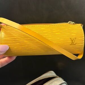 Louis Vuitton Epi Leather golf balls bag